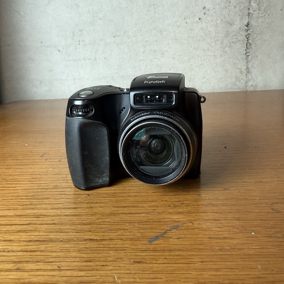 Kodak EasyShare 10X Digital Zoom Camera DX7590 5.0MP Black Charger/Battery Parts - Picture 1 of 8
